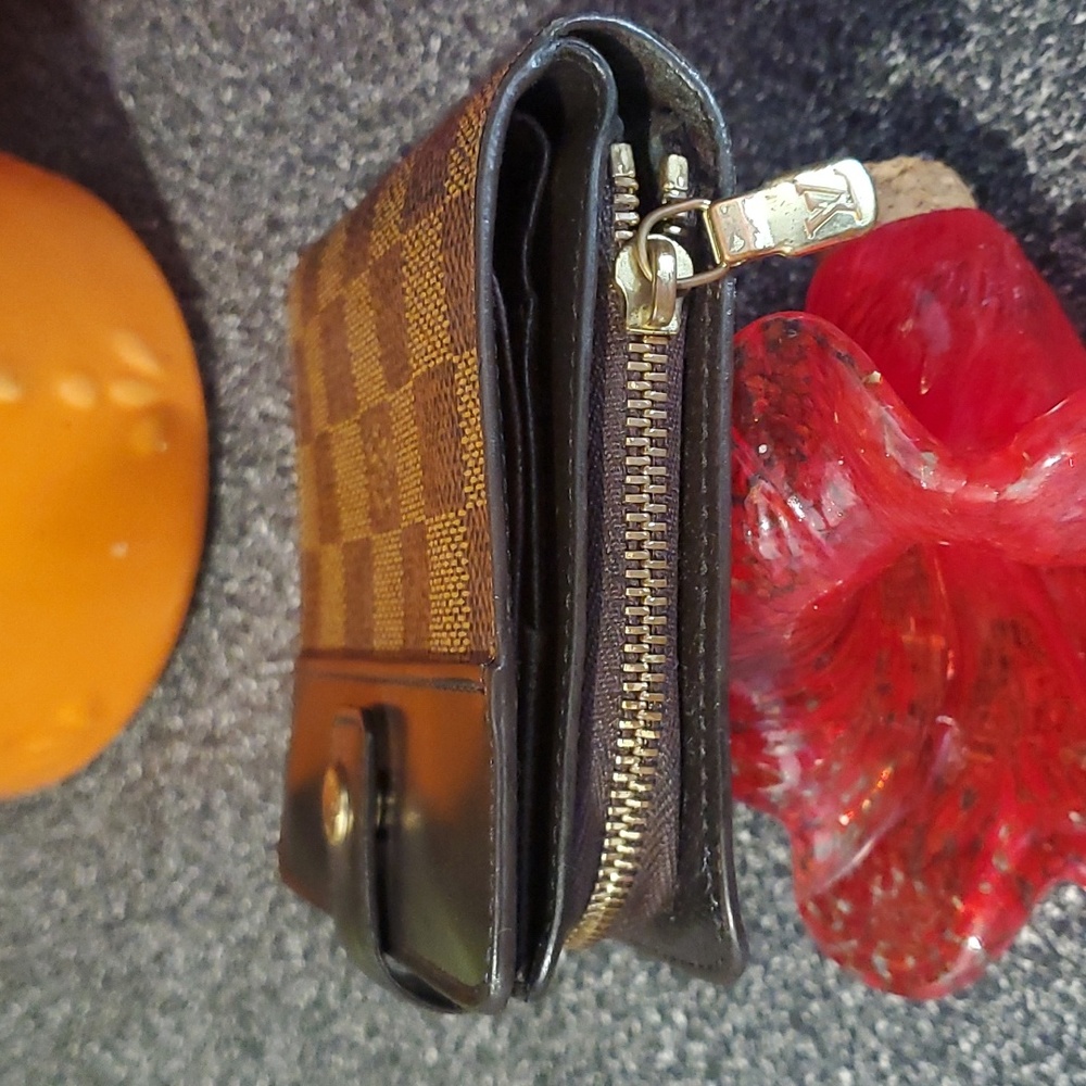 Louis Vuitton Damier Ebone Comact Wallet - Picture 5 of 14